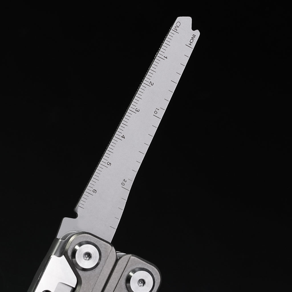 Multi functional sharpblade tool pliers