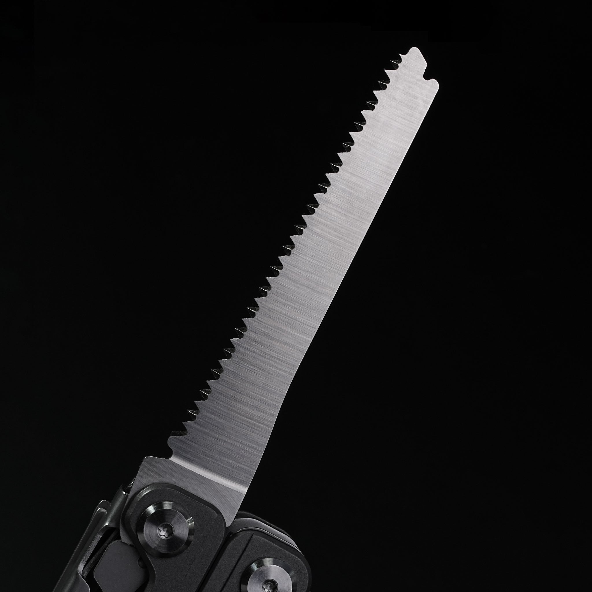 Multi functional sharpblade tool pliers