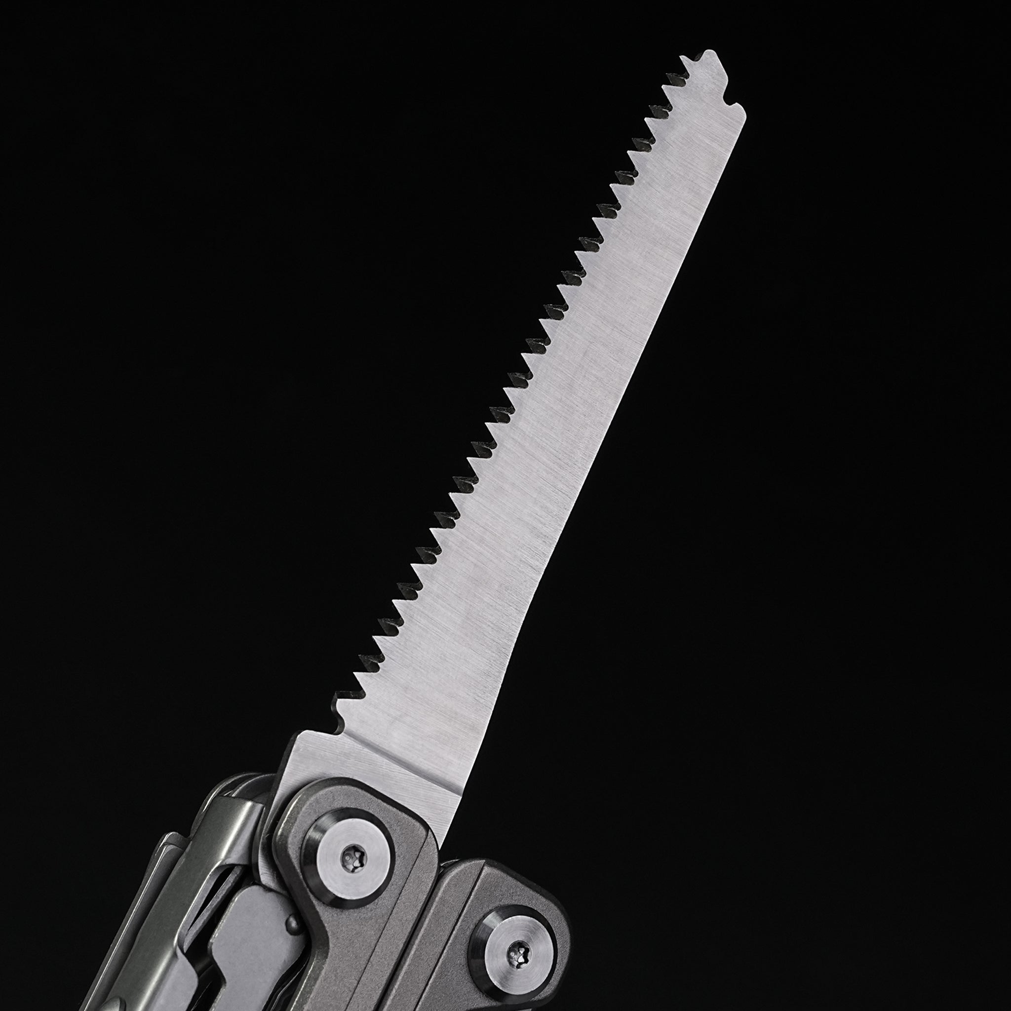Multi functional sharpblade tool pliers