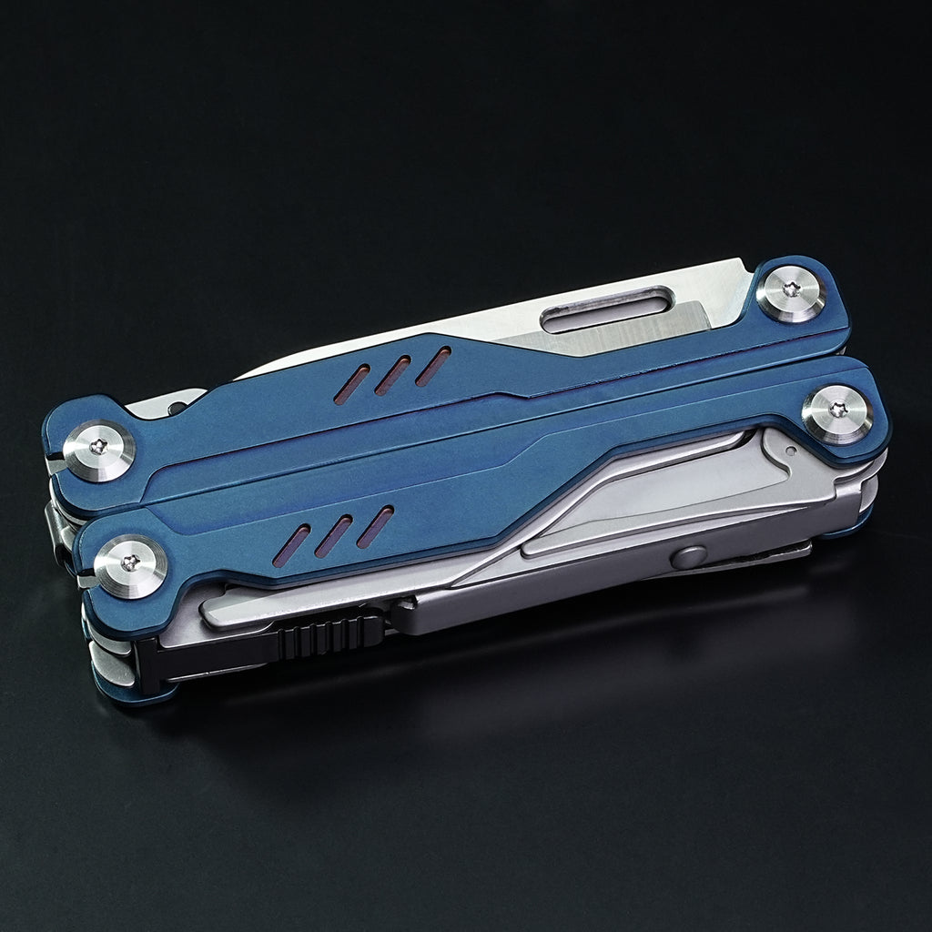 Multi functional sharpblade tool pliers