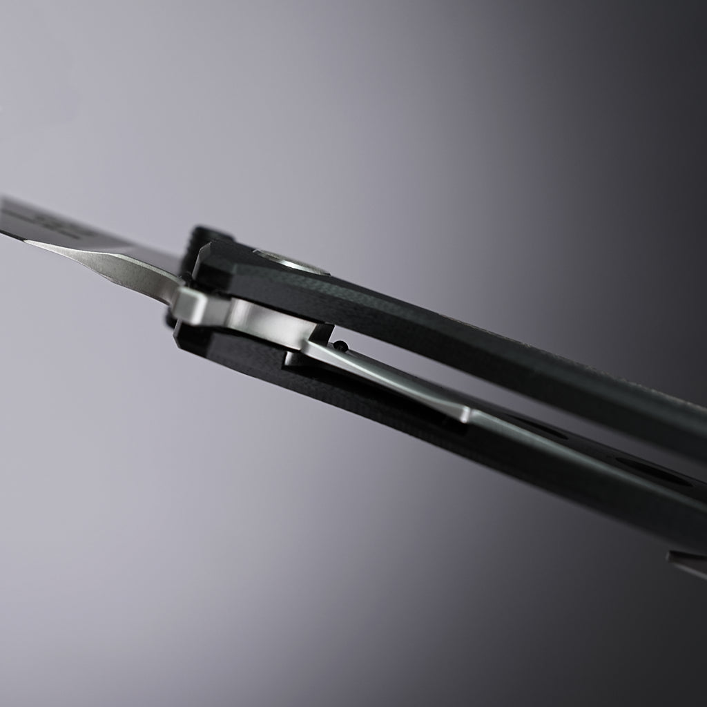 EDC Outdoor Folding Knife YH-SB02