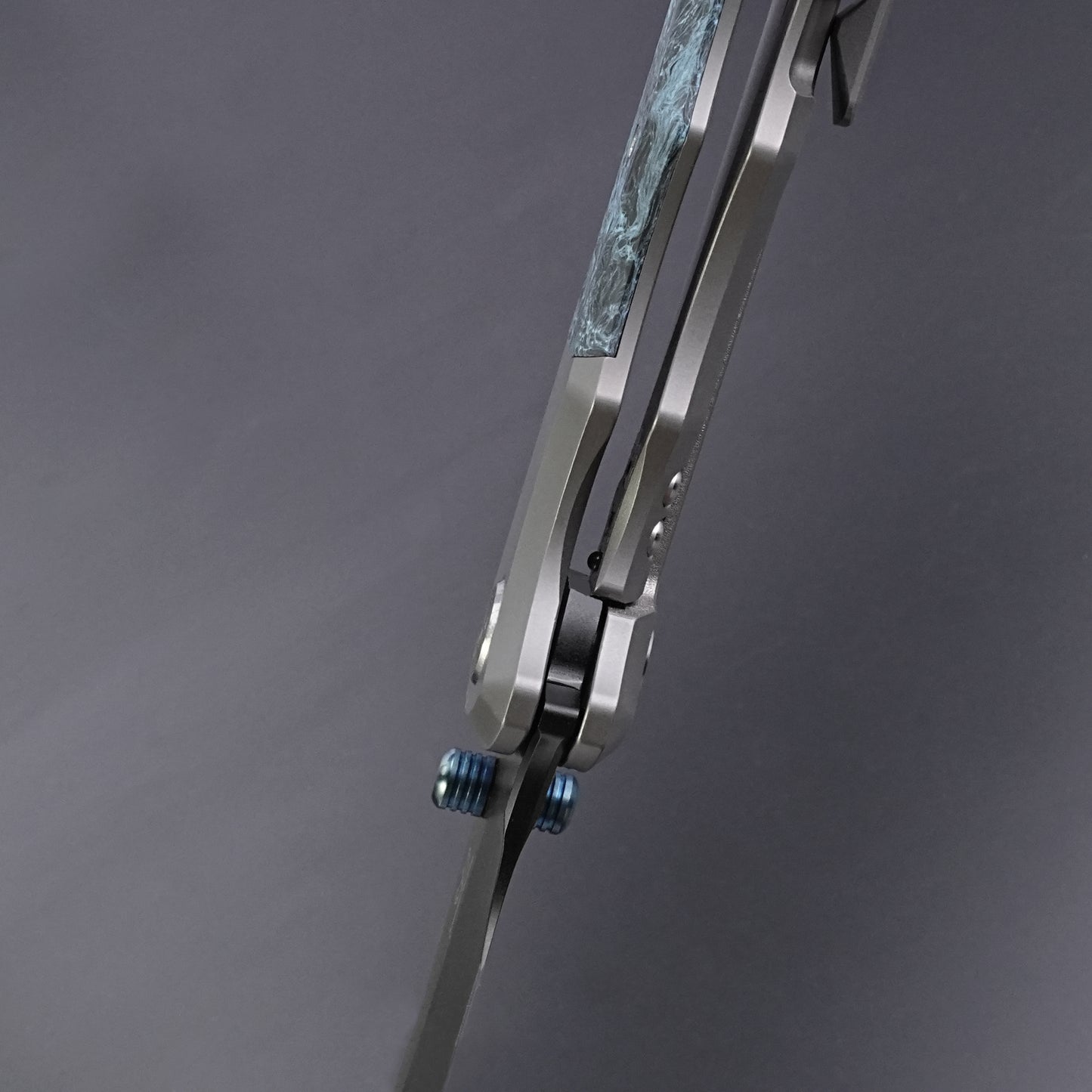 EDC Outdoor Folding Knife YH-SB03