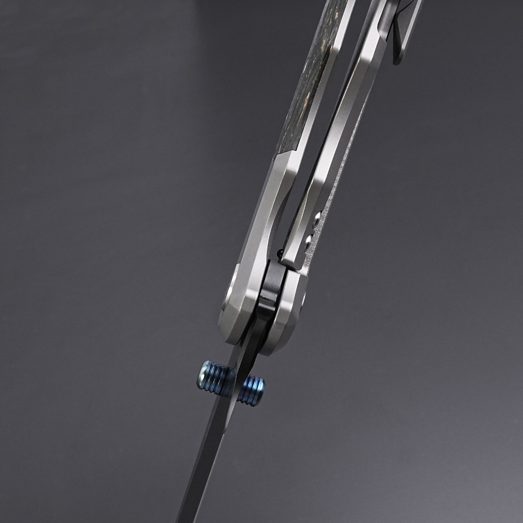 EDC Outdoor Folding Knife YH-SB03