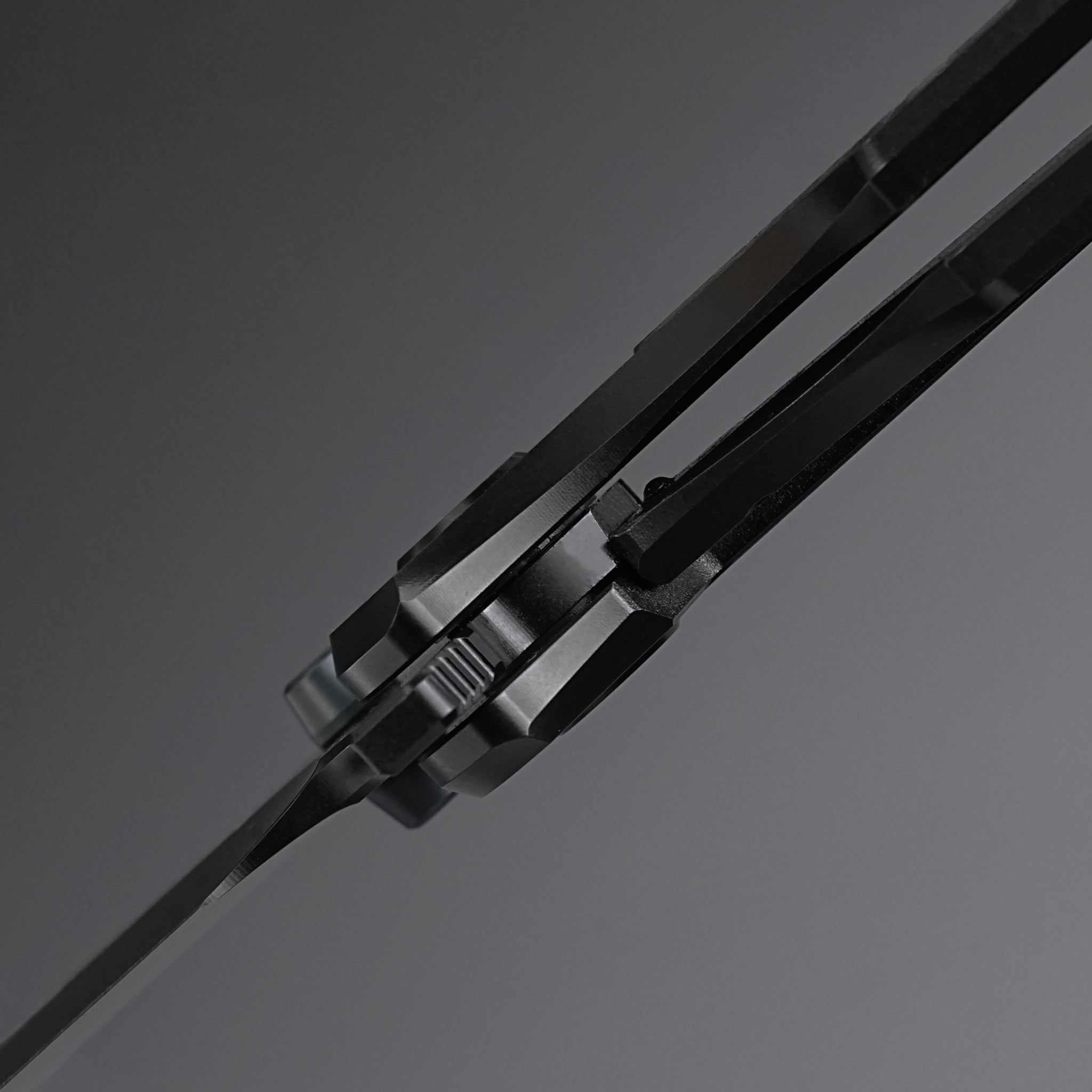 EDC Outdoor Folding Knife YH-SB07